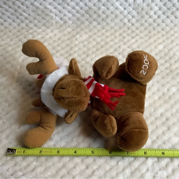 SEARS Vintage 2005 Plush Kris Moose Stuffed Animal Toy Santa Hat and Scarf - Picture 9 of 9